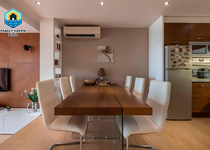 Biala Family Haven Villa *